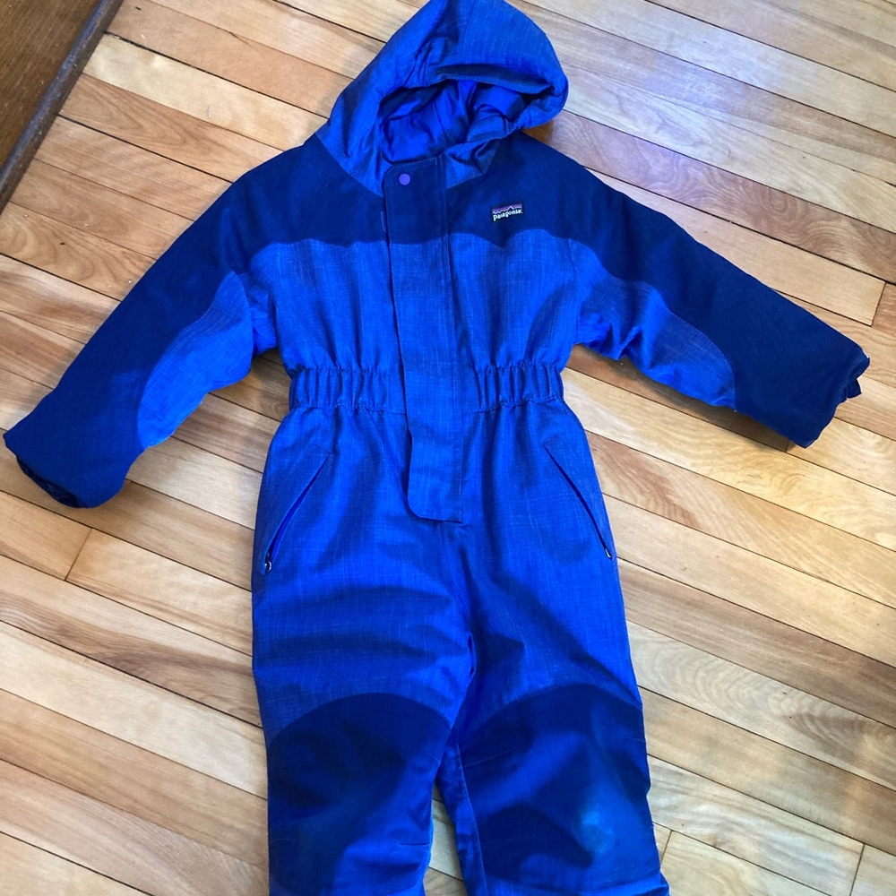 Patagonia 4T waterproof snowsuit